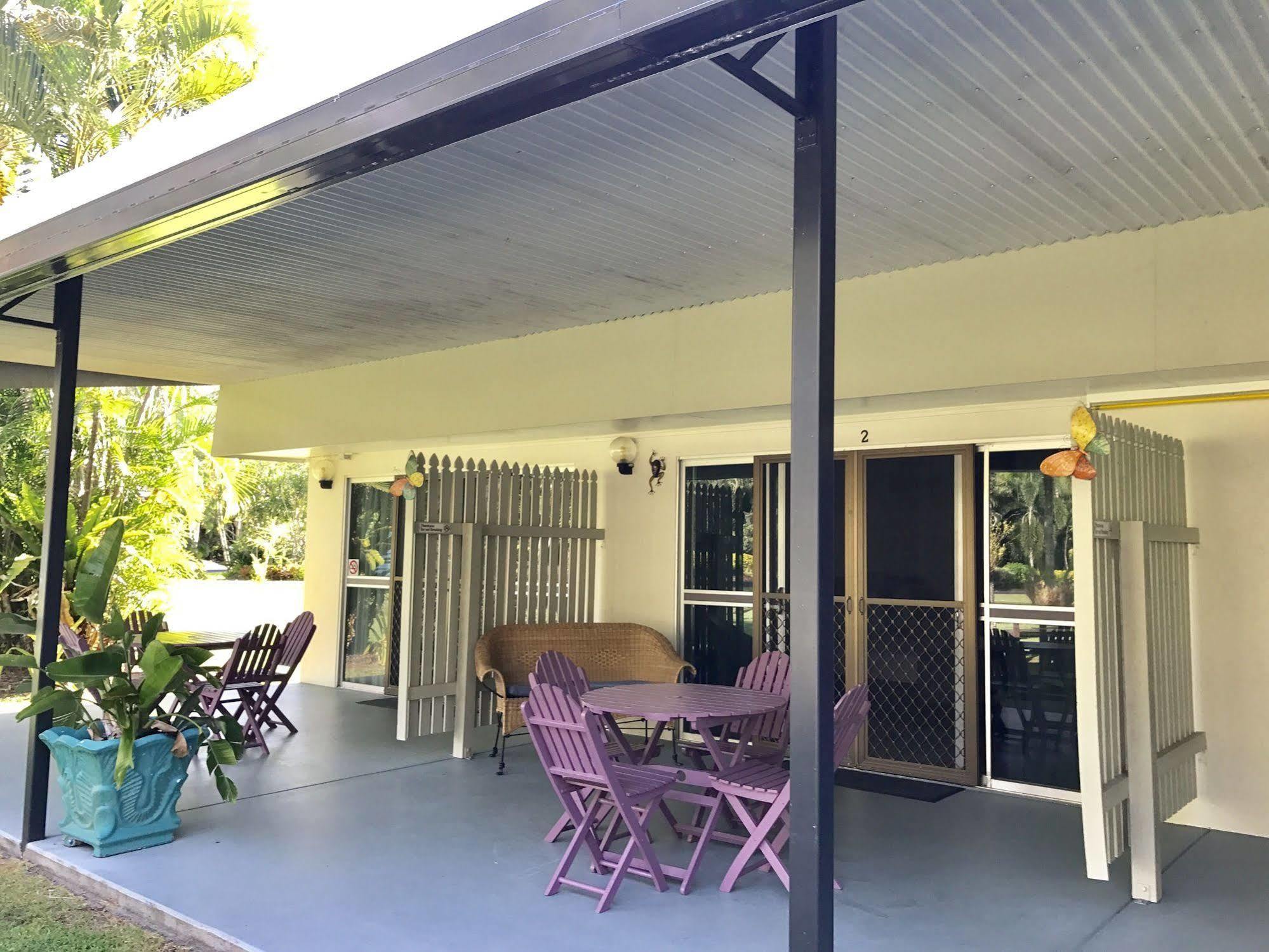Bramston Beach Motel Exterior foto